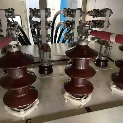 งานตรวจเช็คหม้อแปลง 5 ลูก ที่ บ.มิตซูบิชิ อมตะนคร พร้อมเซ็นรับรองโดยวิศวกร — ภาพหน้างาน 4