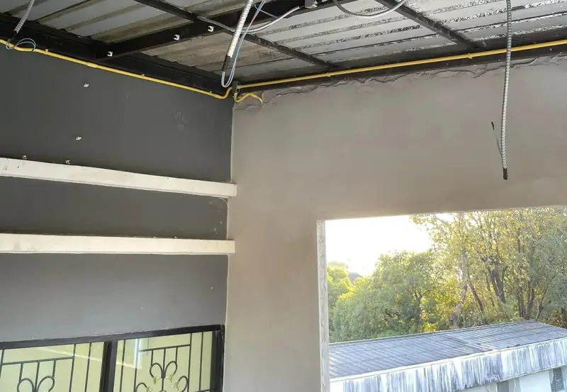ติดตั้งระบบ CCTV และระบบไฟฟ้าภายใน Home Office — ภาพหน้างาน 2