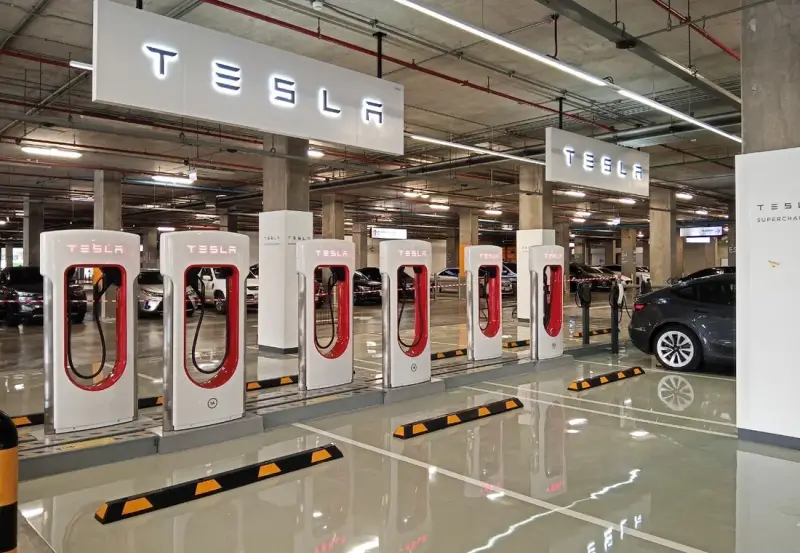 เดินระบบไฟฟ้าแรงสูง แรงต่ำ และติดตั้งระบบชาร์จรถยนต์ไฟฟ้า EV Charger — ภาพหน้างาน 3